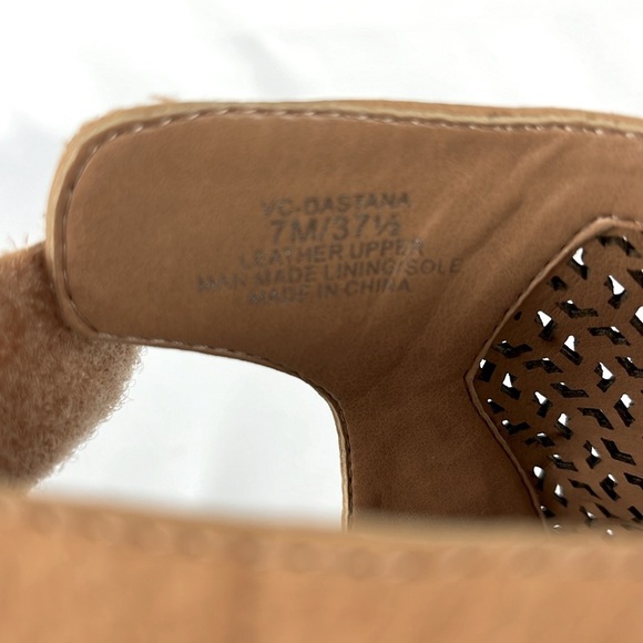 Vince Camuto Nude Leather Peep-Toe Sandal Stacked Heel - Dastana, Sz 7M. - Picture 11 of 13